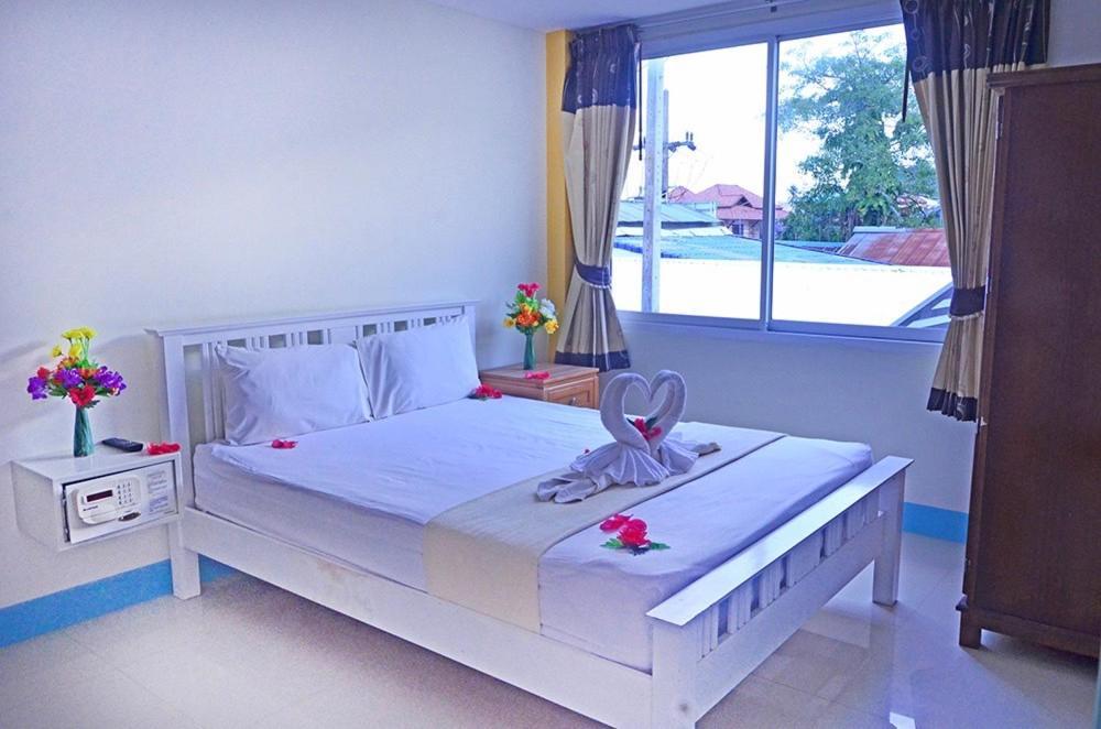 J Apartment Ao Nang Exterior photo