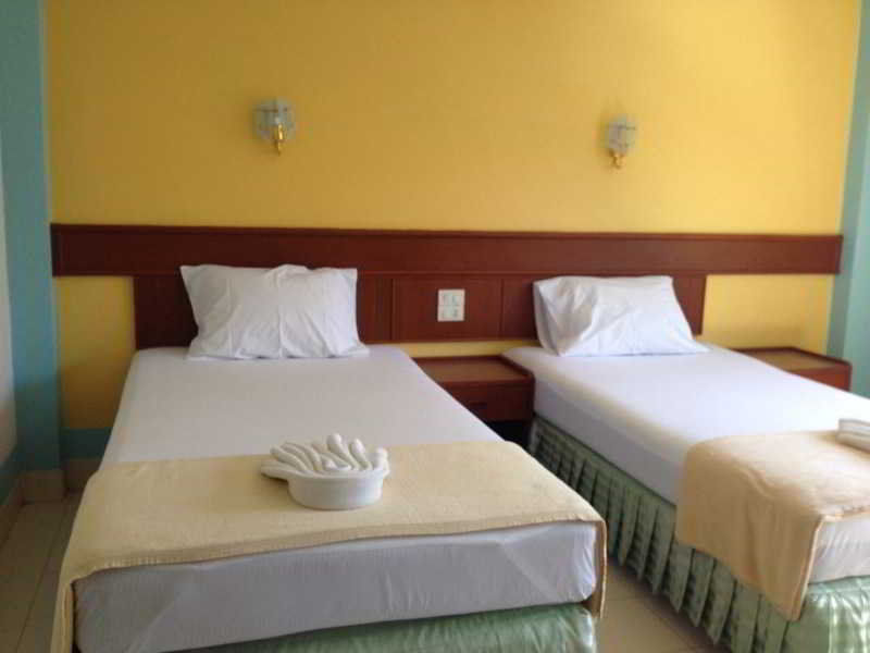 J Apartment Ao Nang Exterior photo