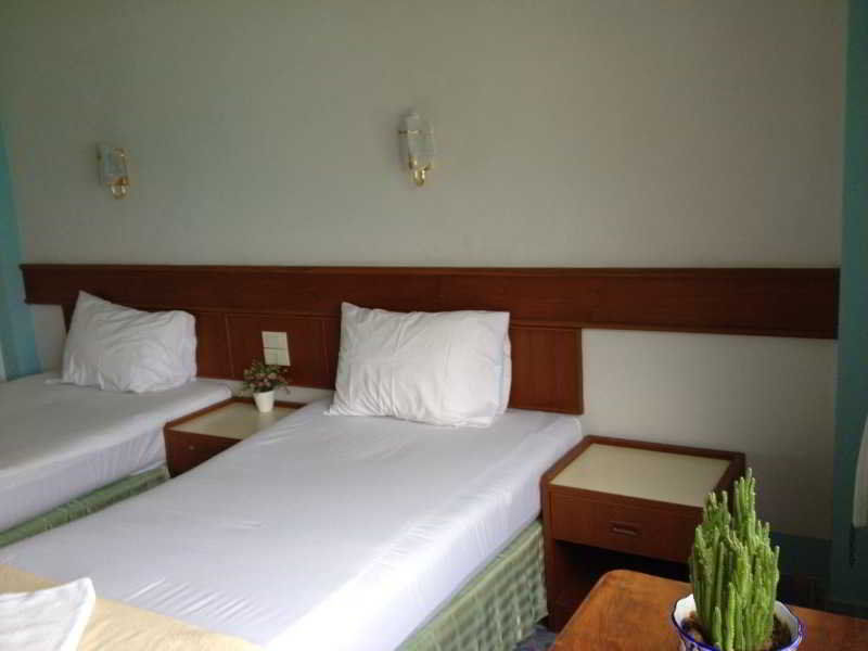 J Apartment Ao Nang Exterior photo